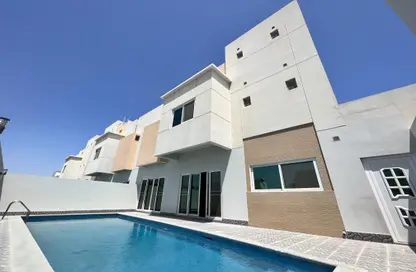 Villa - 4 Bedrooms - 5 Bathrooms for rent in Janabiya - Northern Governorate