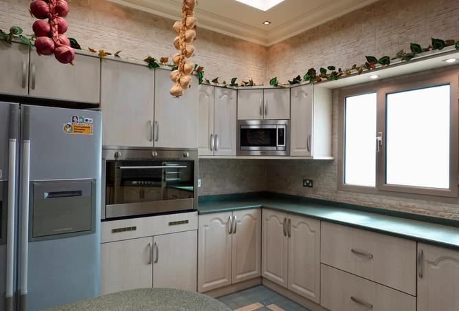 981249 - Property Image 3