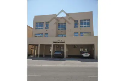 Whole Building - Studio - 7+ Bathrooms for sale in Hidd - Muharraq Governorate