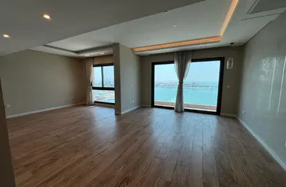 Apartment - 3 Bedrooms - 3 Bathrooms for rent in Hidd - Muharraq Governorate