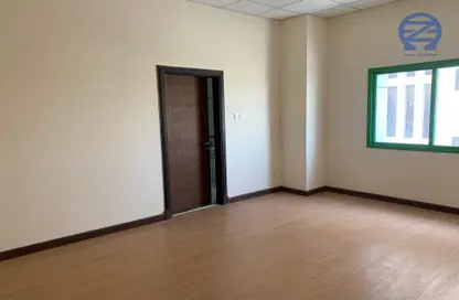 Empty Room image for: Office Space - Studio - 2 Bathrooms for rent in Al Juffair - Capital Governorate, Image 1