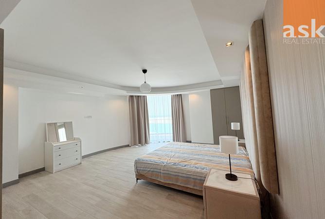 954503 - Property Image 3