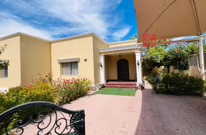 Villa - 3 Bedrooms - 3 Bathrooms for rent in Saar - Northern Governorate