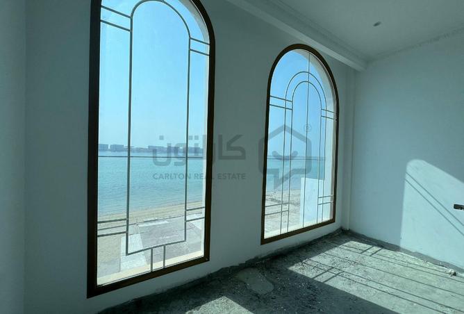 944655 - Property Image 2