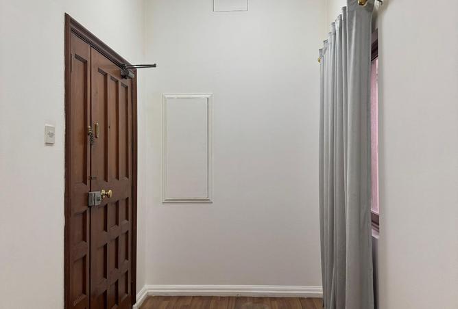 952631 - Property Image 2
