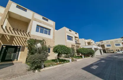 Villa - 5 Bedrooms - 5 Bathrooms for rent in Hamala - Northern Governorate