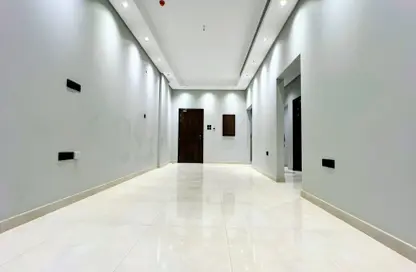 شقة - 2 غرف نوم - 2 حمامات للايجار في البرهامة - المنامة - محافظة العاصمة