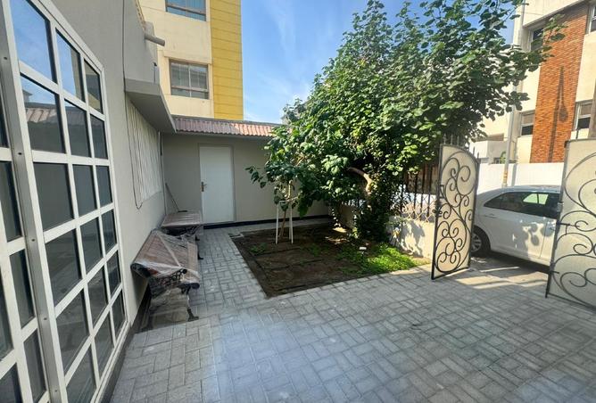 973145 - Property Image 3