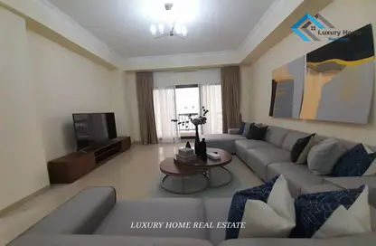 Living Room image for: Apartment - 3 Bedrooms - 3 Bathrooms for rent in Al Juffair - Capital Governorate, Image 1