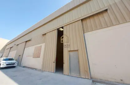 مستودع - استوديو - 1 حمام للايجار في سترة - المحافظة الوسطى
