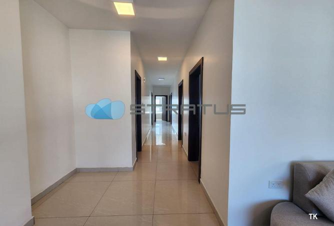 979598 - Property Image 3