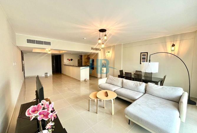 957432 - Property Image 2