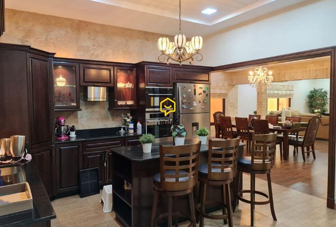 953439 - Property Image 3