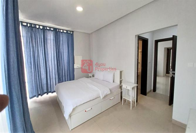 905381 - Property Image 2