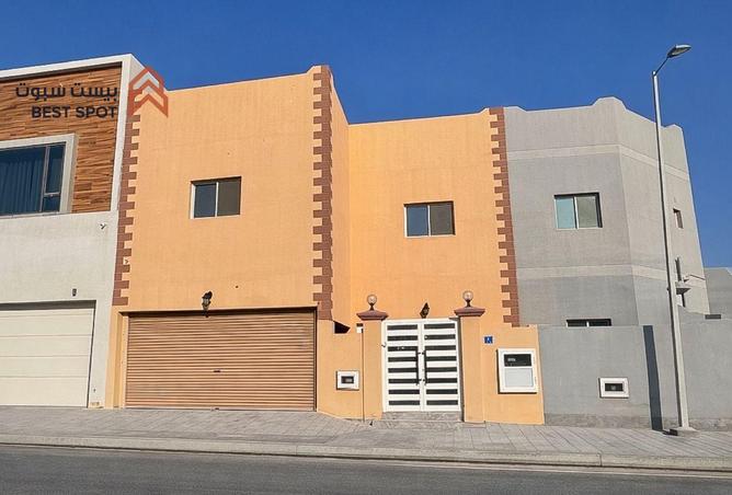 989114 - Property Main Image