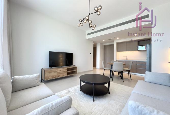 956053 - Property Image 2