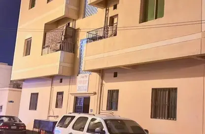 عمارة بالكامل - استوديو - 8 حمامات للبيع في الرفاع - المحافظة الجنوبية