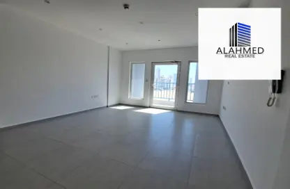 Apartment - 1 Bedroom - 1 Bathroom for rent in Sanabis - Manama - Capital Governorate