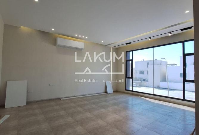 961329 - Property Image 3