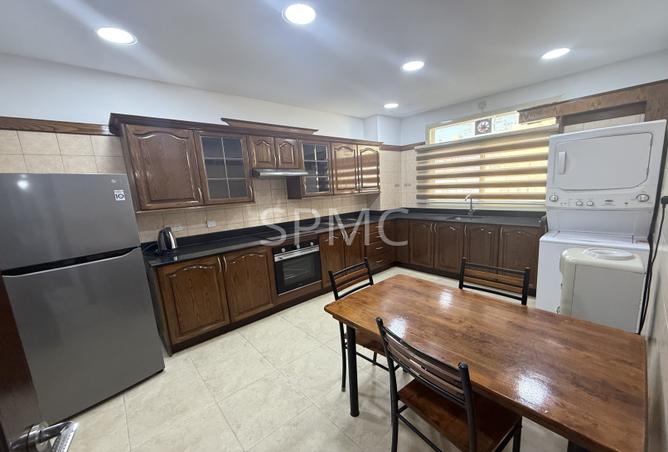 975624 - Property Image 3