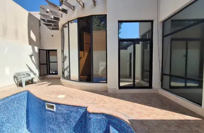Villa - 3 Bedrooms - 4 Bathrooms for rent in Janabiya - Northern Governorate