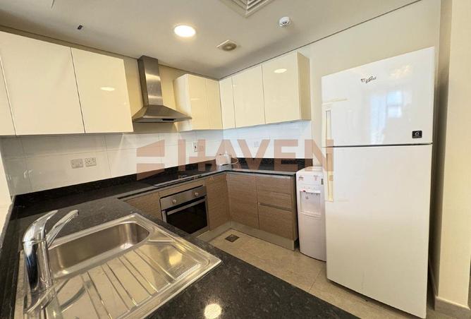 985746 - Property Image 3