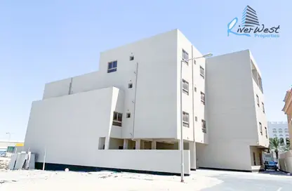 Apartment - 2 Bedrooms - 2 Bathrooms for rent in Busaiteen - Muharraq Governorate