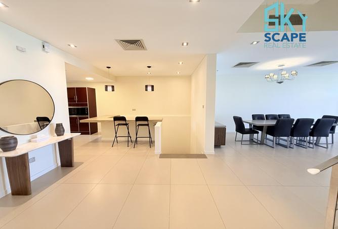 975768 - Property Image 2