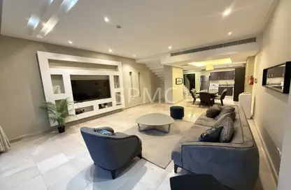 Apartment - 2 Bedrooms - 2 Bathrooms for rent in Al Juffair - Capital Governorate