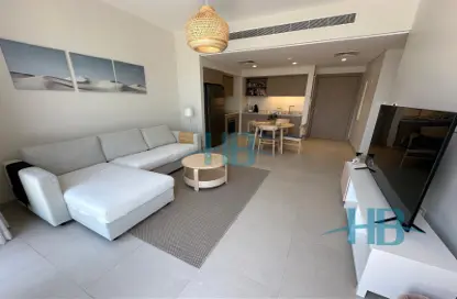 Apartment - 2 Bedrooms - 2 Bathrooms for rent in Marassi Al Bahrain - Diyar Al Muharraq - Muharraq Governorate
