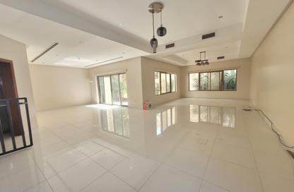 Compound - 3 Bedrooms - 4 Bathrooms for rent in Sehla - Northern Governorate