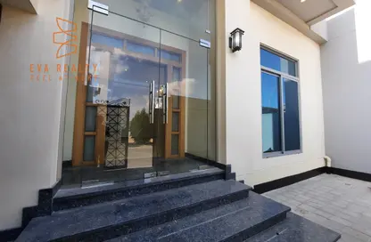 Villa - 5 Bedrooms - 6 Bathrooms for rent in North Riffa - Riffa - Southern Governorate