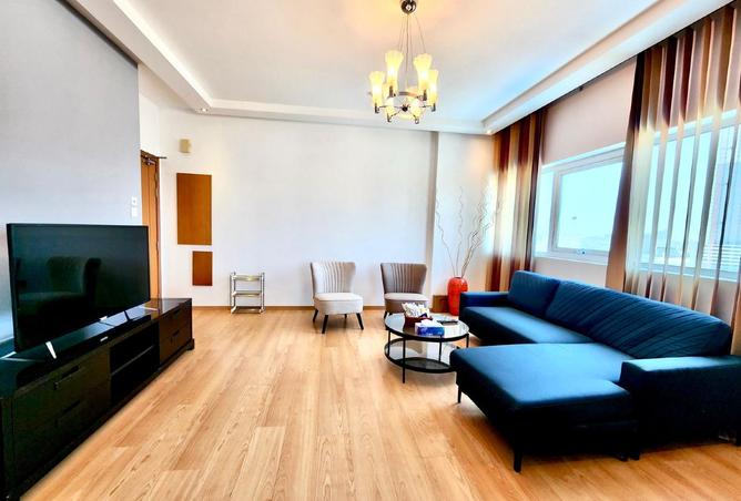 967611 - Property Image 2