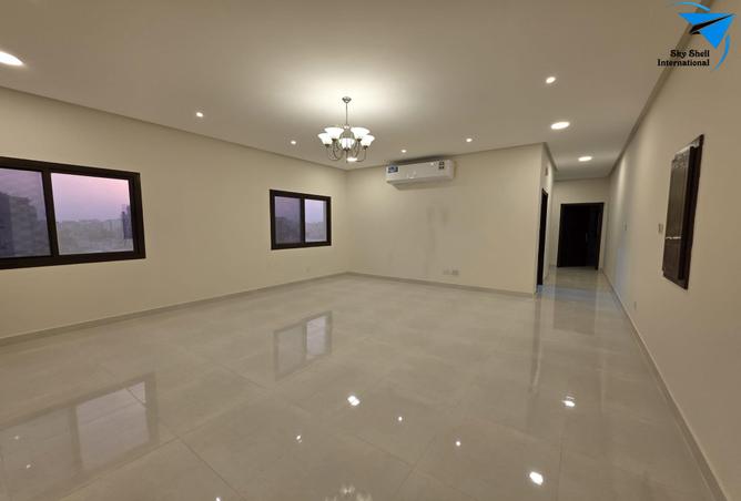 958707 - Property Image 2