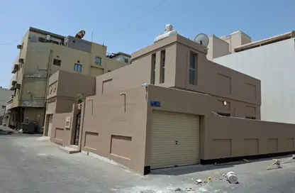Villa - 3 Bedrooms - 2 Bathrooms for rent in Tubli - Central Governorate
