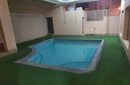 Villa - 5 Bedrooms - 7 Bathrooms for rent in Hidd - Muharraq Governorate
