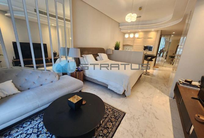 963419 - Property Main Image