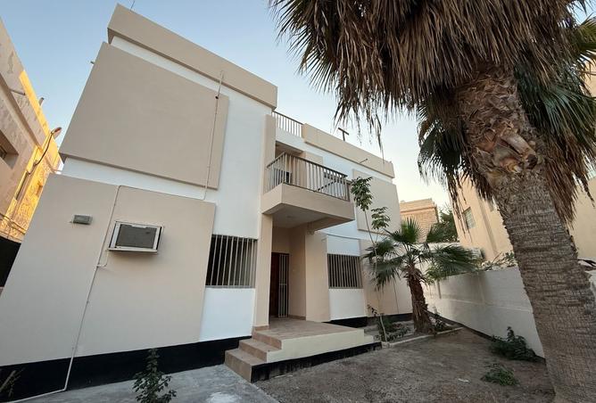 990390 - Property Main Image