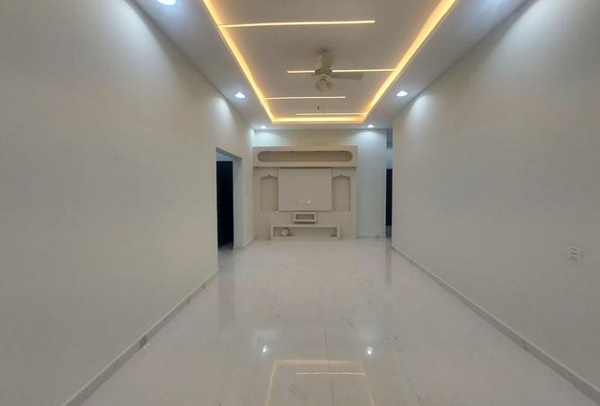 968047 - Property Image 3