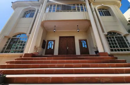 فيلا - 6 غرف نوم - 5 حمامات للبيع في الزنج - المنامة - محافظة العاصمة