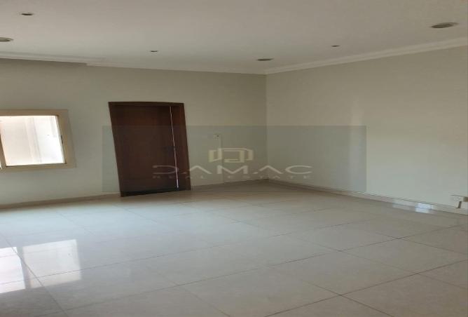 969722 - Property Image 2