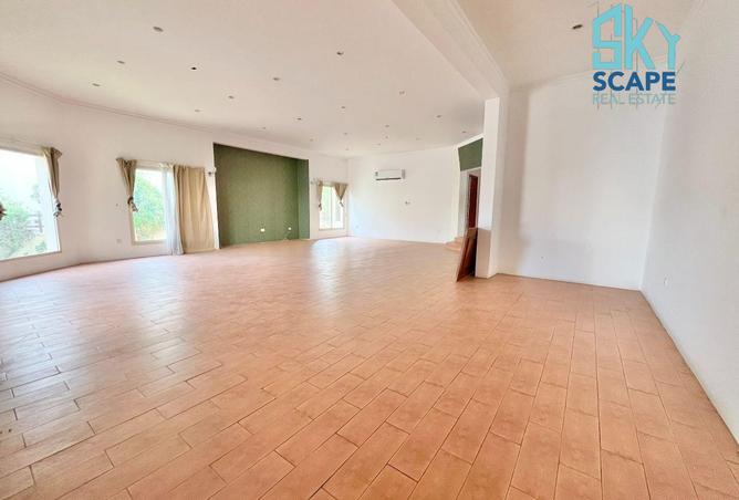 986811 - Property Image 2