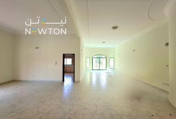 971087 - Property Image 3