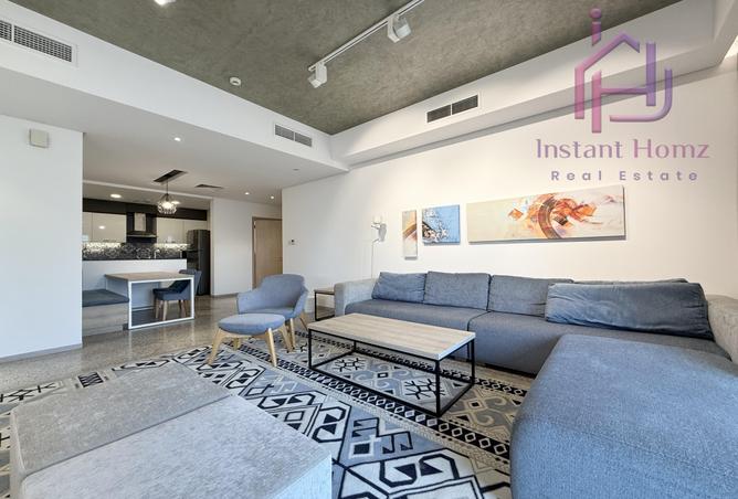 963994 - Property Image 2