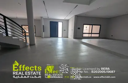 Villa - 4 Bedrooms - 6 Bathrooms for sale in Tubli - Central Governorate