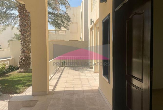 977803 - Property Image 2