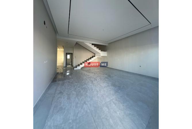 917467 - Property Image 2