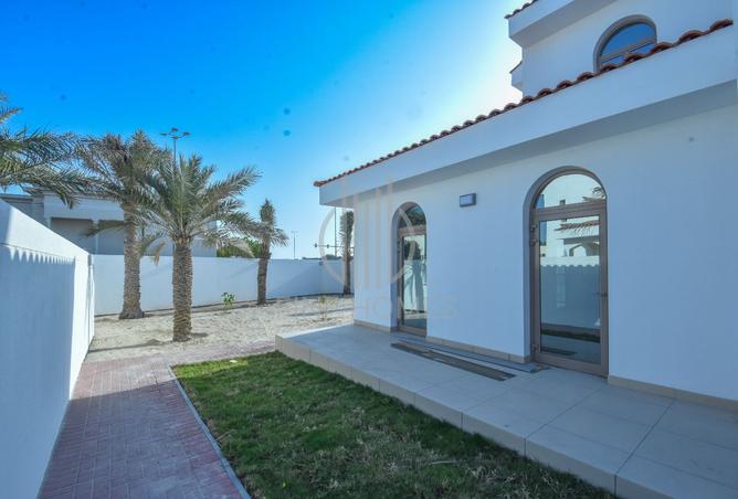 977783 - Property Image 2