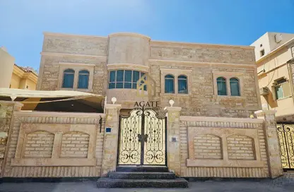 Villa - 5 Bedrooms - 6 Bathrooms for rent in Busaiteen - Muharraq Governorate