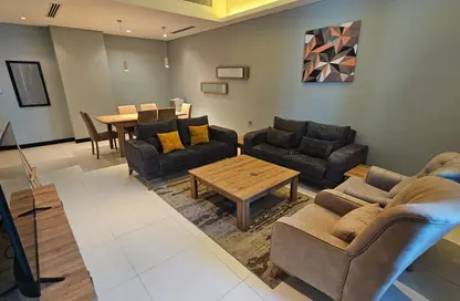 Apartment - 2 Bedrooms - 3 Bathrooms for rent in Al Juffair - Capital Governorate